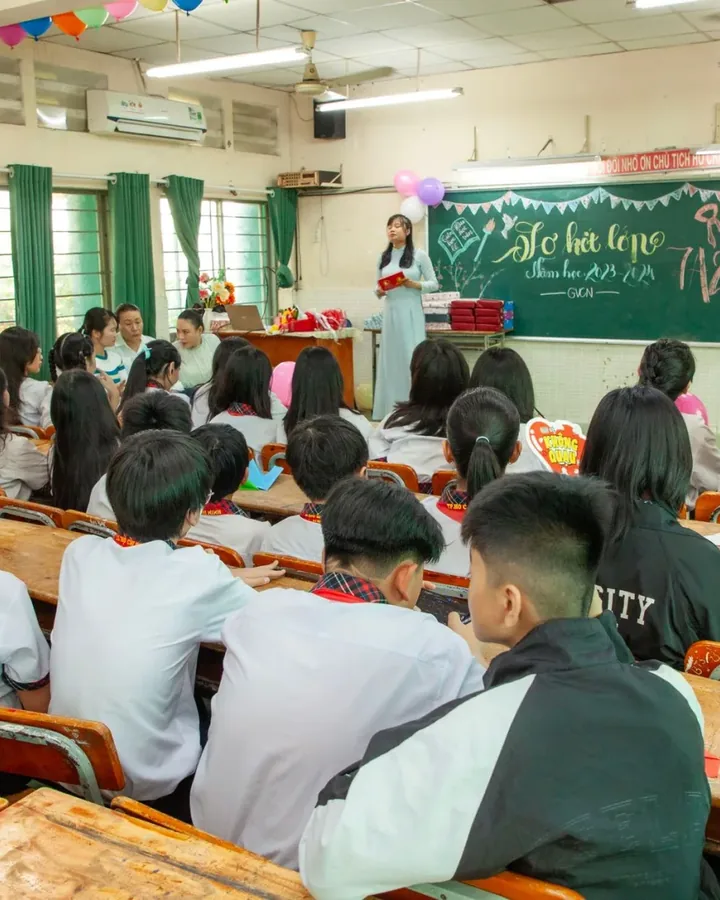 Học viên thuyết trình
